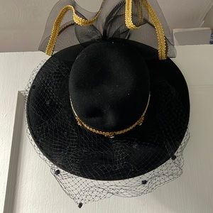 Black hat